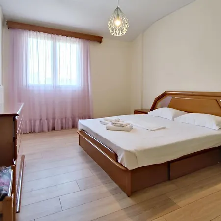 Fedra House Holiday home